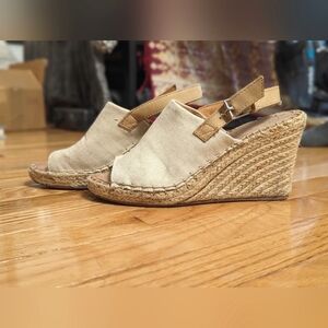 Toms Wedges